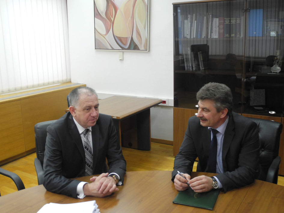 Chairperson of the House of Peoples, Bariša Čolak, spoke with Ambassador of Hungary in BiH